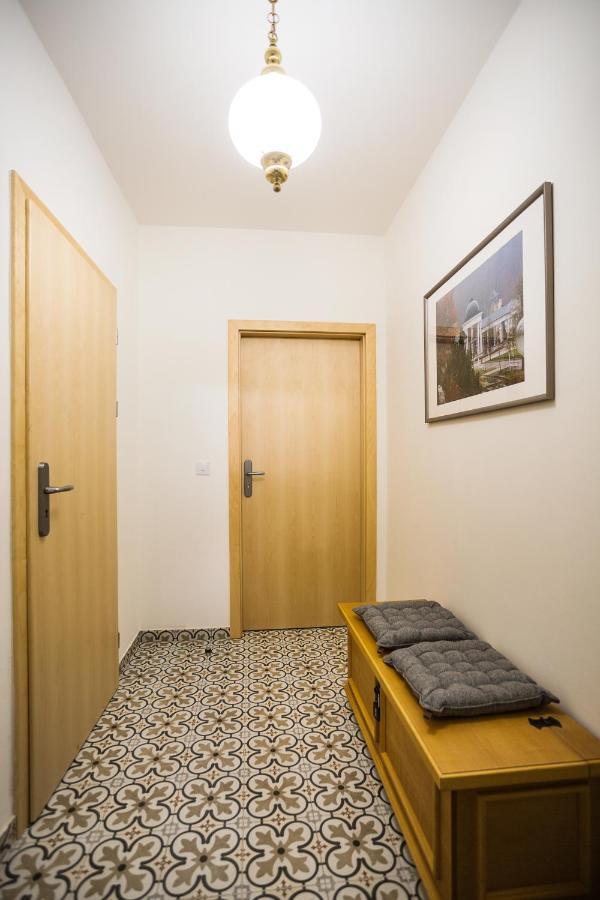 Apartman Karlovarska Marianske Lazne Ngoại thất bức ảnh