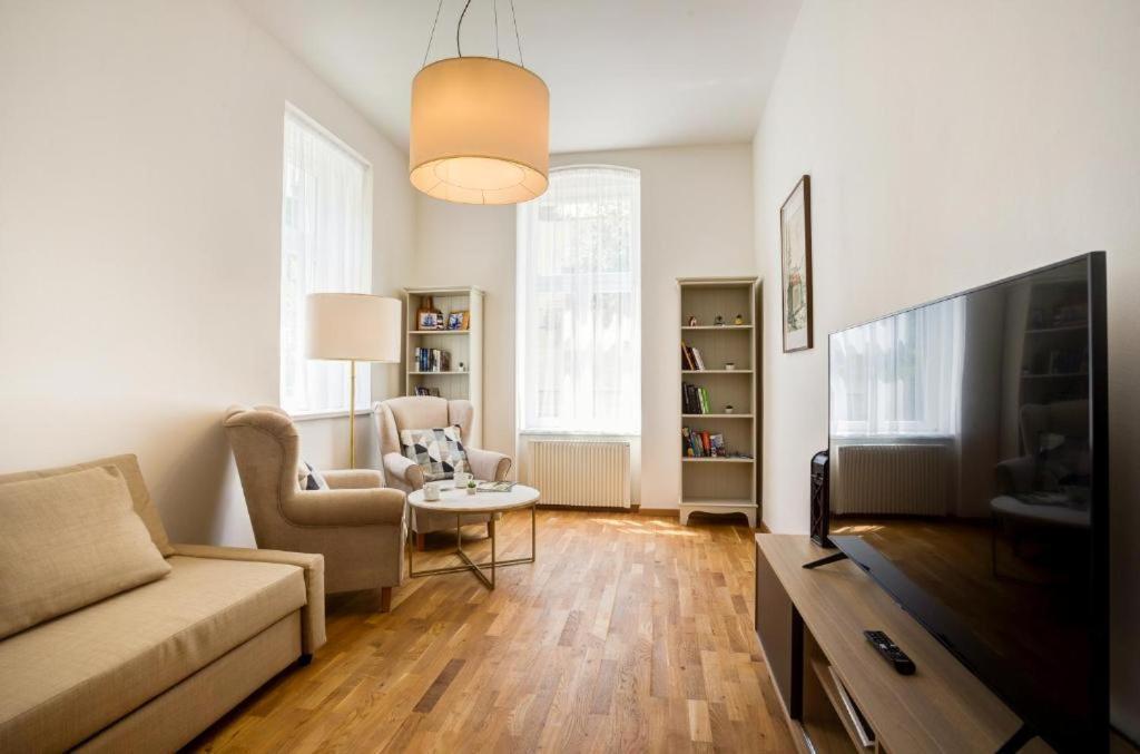 Apartman Karlovarska Marianske Lazne Ngoại thất bức ảnh